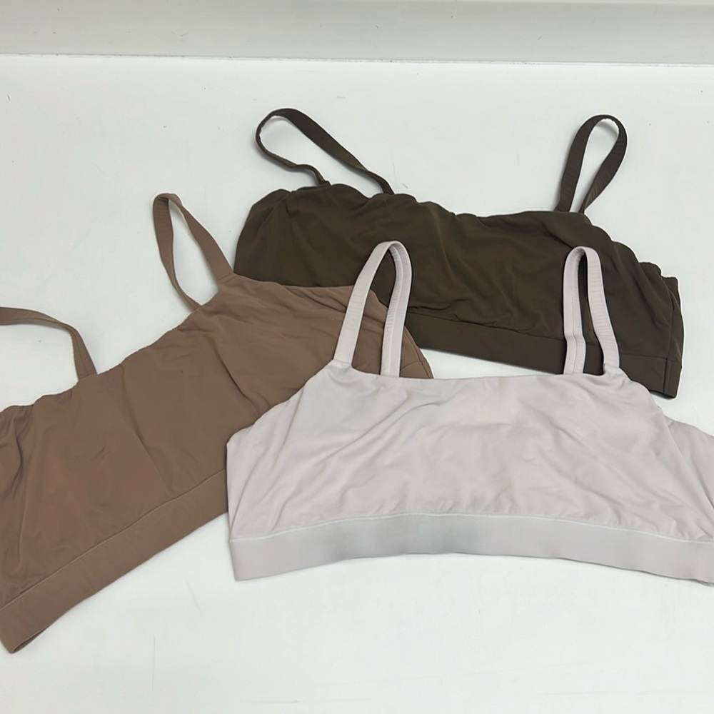 Skims Set of 3 Soft Seamless Bralettes !!!!